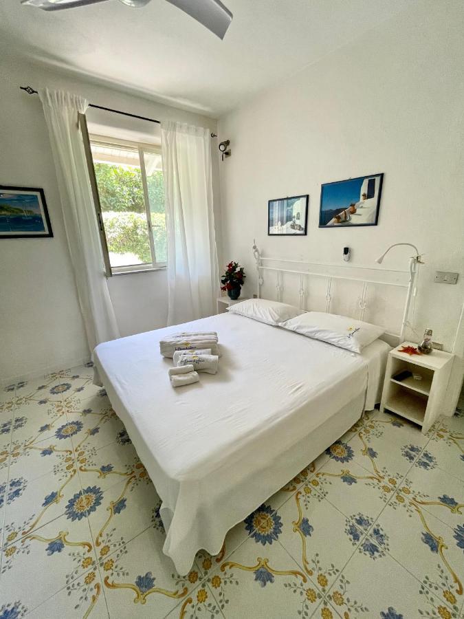 La Bicocca Di Annavi Bed & Breakfast Forio  ภายนอก รูปภาพ